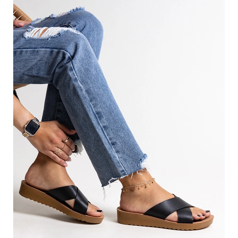 Mulas de cunha pretas em couro ecológico Burtuka preto 1