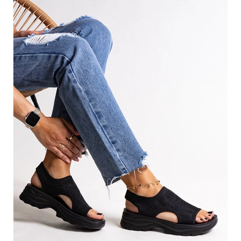 Sandálias plataforma de tecido preto com strass Delmare 1