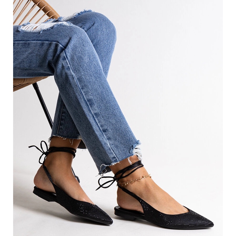 Safine sapatilhas pretas com cadarço e strass preto 1