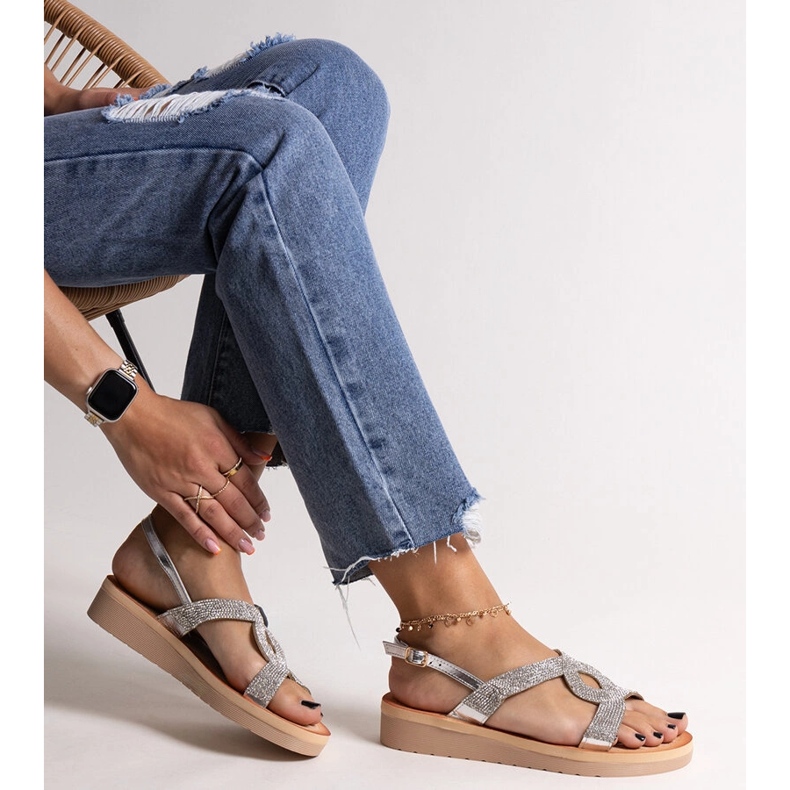 Sandálias plataforma prateadas com strass Mifsa prata 1