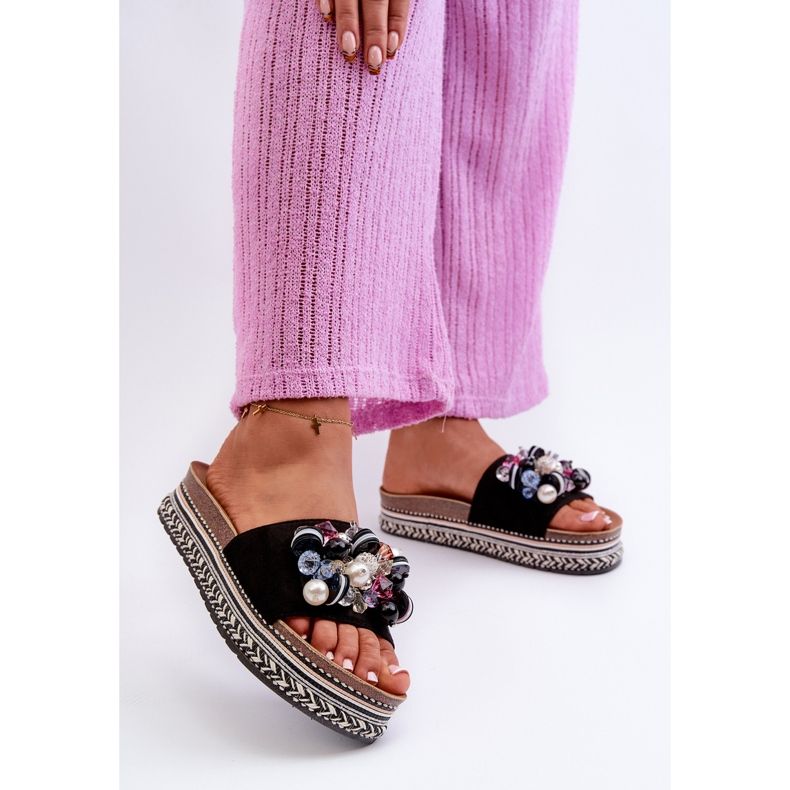 Chinelos femininos na plataforma com decorações S.Barski HY077 preto 2