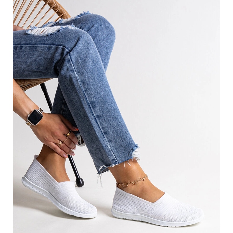 Tênis slip-on branco Shalha 1