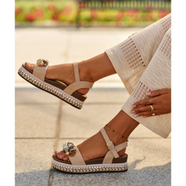 Sandálias Femininas Em Cunha E Plataforma Com Decorações S.Barski HY056 Bege 1