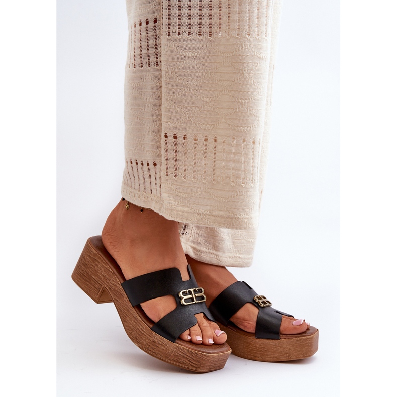 Zazoo 40412 chinelos femininos elegantes de couro com decoração dourada, preto 1