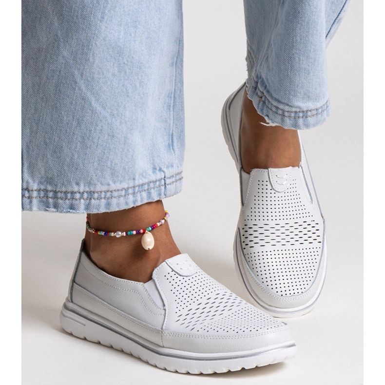 Sapatos de couro branco Vinceza 1