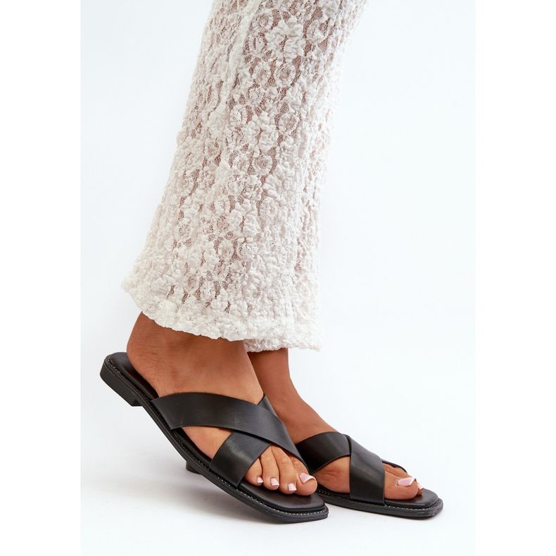 Chinelos femininos de salto plano em couro ecológico S.Barski KV27-002 preto 1