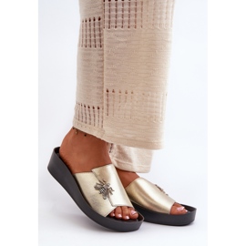 Chinelos femininos elegantes com decoração, couro natural S.Barski KV27-015 dourado 1