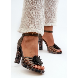 Sandálias Femininas De Salto Alto Com Decoração Maciejka 06620-20 Grafite cinza 2