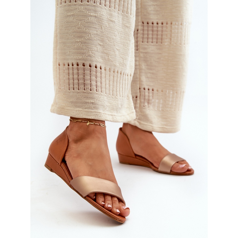 Sandálias de couro Maciejka 1971-68 marrom e dourado 2