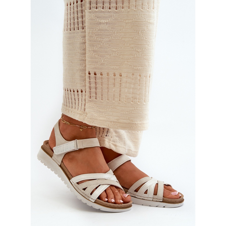 Sandálias femininas confortáveis ​​e leves com velcro Inblu CN000041 Bege e Prata 2