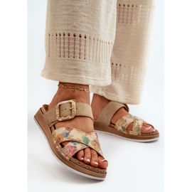 Chinelos femininos confortáveis com fivela de flor Inblu GS000051 marrom castanho 2 Chinelos femininos confortáveis com fivela de flor Inblu GS000051 marrom castanho 2