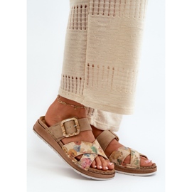 Chinelos femininos confortáveis ​​com fivela de flor Inblu GS000051 marrom 1