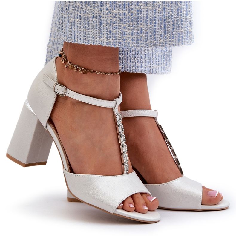 Vinceza Sandálias prateadas de salto alto com zircônias cúbicas prata 4