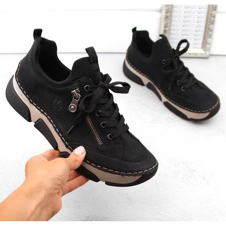 Sapatos pretos femininos confortáveis ​​Rieker 45973-00 1