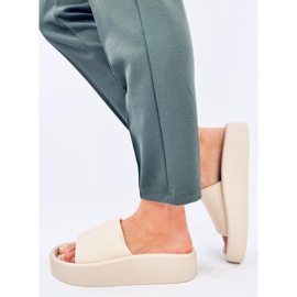 Chinelos femininos macios Fontes Beige bege 2