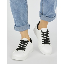 Sapatos esportivos femininos brancos 1