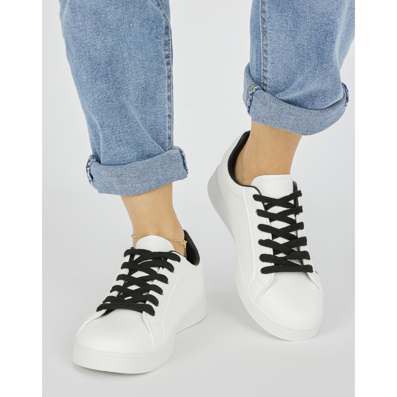 Sapatos esportivos femininos brancos 1