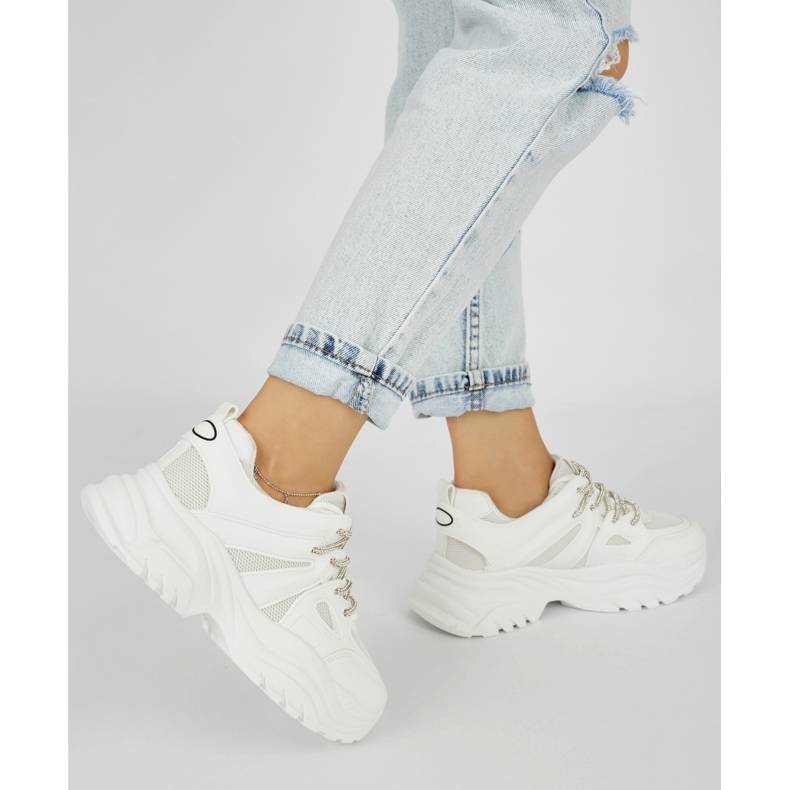 Tênis brancos femininos 2