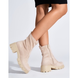 Botas femininas bege 2 Botas femininas bege 2