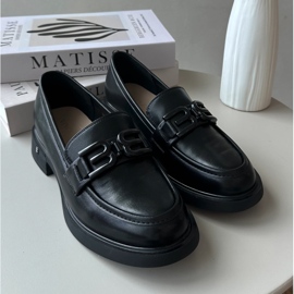 Vinceza Mocassins femininos elegantes de couro preto Triana 1