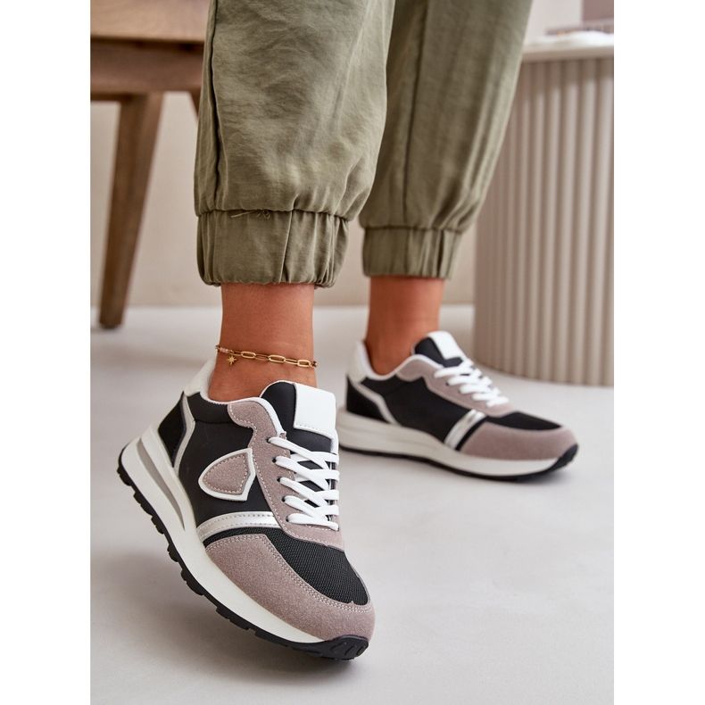 Tênis Feminino Com Brilho Preto Velaniela 2