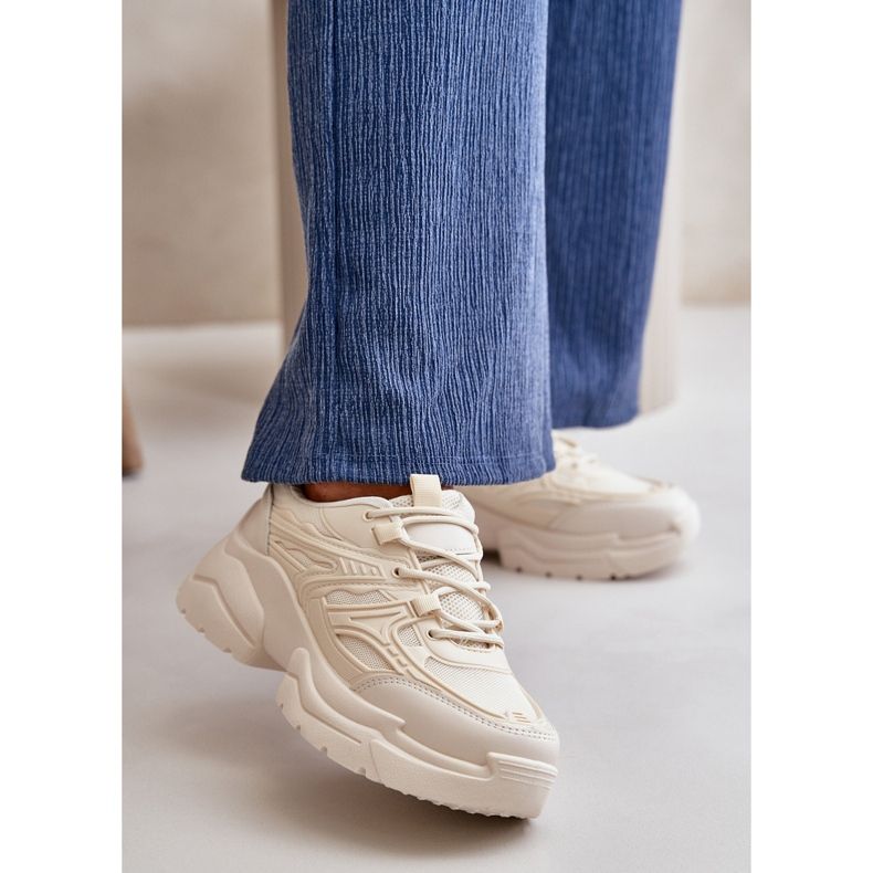 Tênis esportivo feminino com sola robusta, bege claro Lerista 2