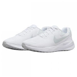 Tênis Nike Revolution 7 FB2207-100 branco 1
