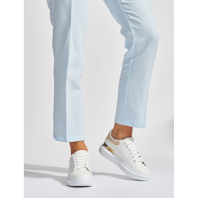 Calçado desportivo clássico branco 1