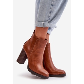 Botas femininas isoladas com salto alto couro ecológico marrom teresina marrom 1