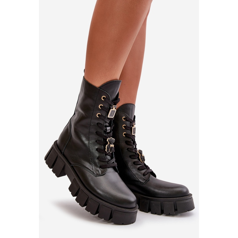 Botas femininas de couro com alfinetes CheBello 4247 pretas preto 1 Botas femininas de couro com alfinetes CheBello 4247 pretas preto 1