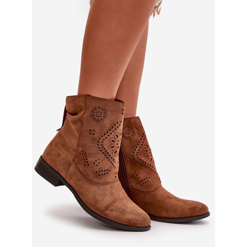 Jezzi Botas baixas femininas perfuradas com zíper, Irinette marrom 1