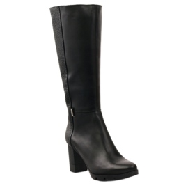 Botas pretas chiques Marco 737 preto 1