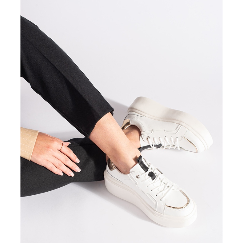 Tênis plataforma branco de couro 2
