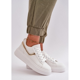 Tênis feminino plataforma confeccionado em couro ecológico Brennessa branco e dourado 2