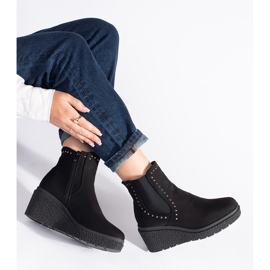 Botas de camurça pretas com cunha preto 1