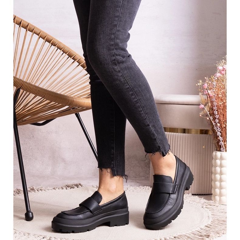 Sapatos pretos em couro ecológico Seraphin 2