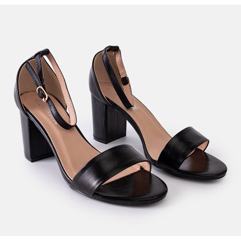 Sandálias pretas de salto alto da Asgha preto 1