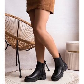 Botins clássicos pretos com isolamento preto da Edina 1