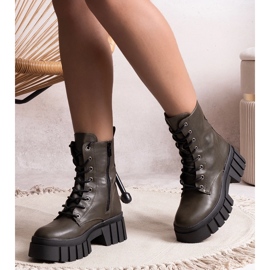 Botas de caminhada verdes feitas de couro ecológico Kalinara 1