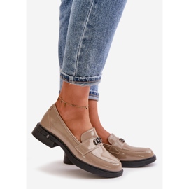 Mocassins femininos de couro envernizado cáqui Vinceza 58409 verde 1