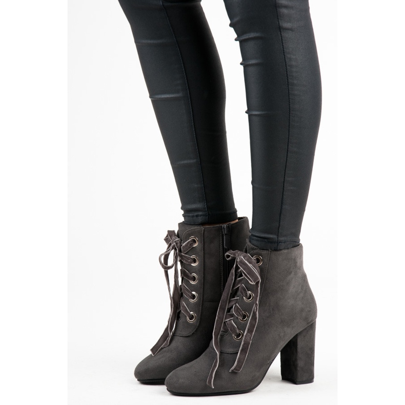 Bestelle Botas amarradas elegantes cinza 2