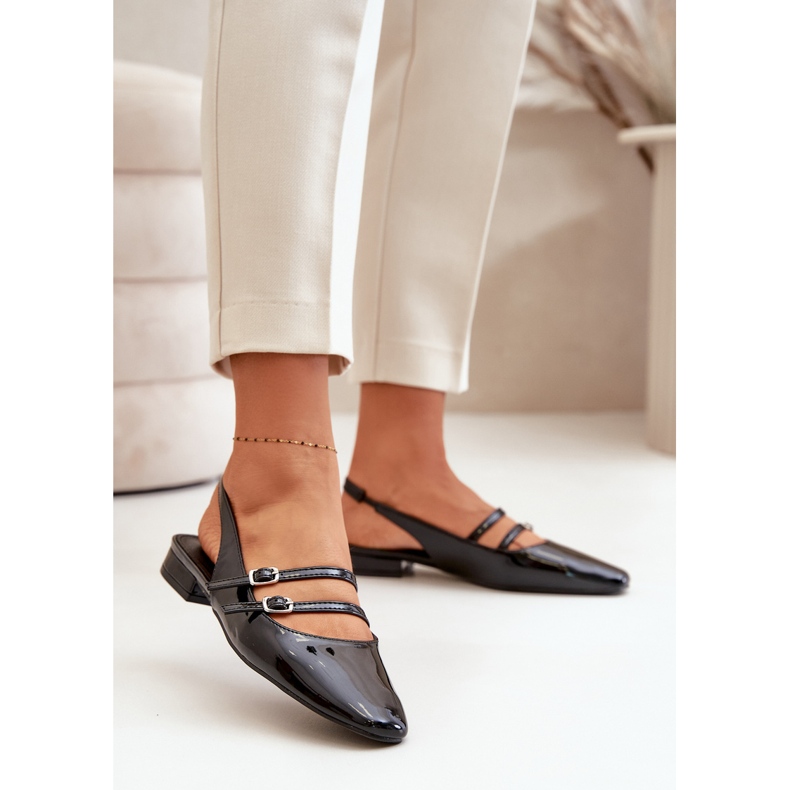 Sapatilhas de couro envernizado com tiras de salto baixo, Bialettia preta preto 2