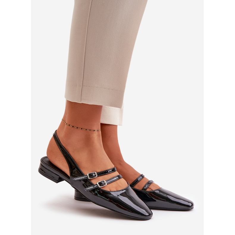 Sapatilhas de couro envernizado com tiras de salto baixo, Bialettia preta preto 1