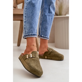 Chinelos femininos com plataforma e fivela dourada, verde escuro Terilaina 2 Chinelos femininos com plataforma e fivela dourada, verde escuro Terilaina 2