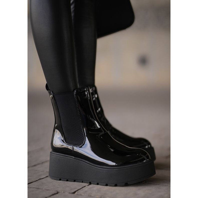 Botas femininas envernizadas com plataforma e cunha isoladas pretas Wloedia preto 2
