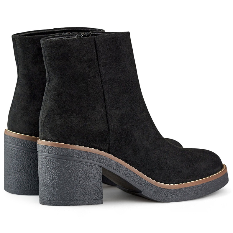 Botins pretos clássicos de salto alto feminino 1