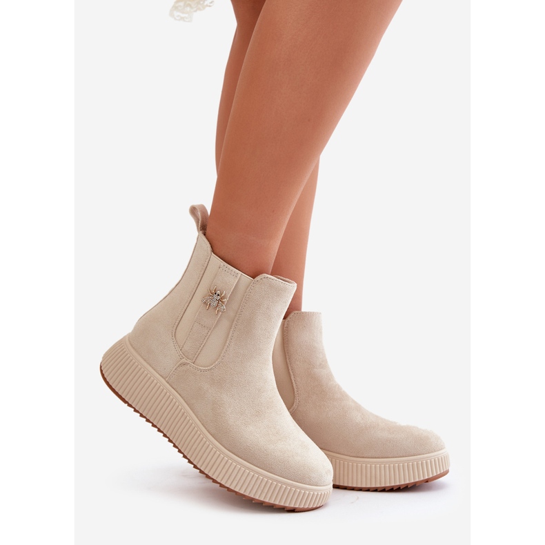 Botas femininas slip-on na plataforma com alfinete, camurça ecológica, bege claro Ciatheia 1