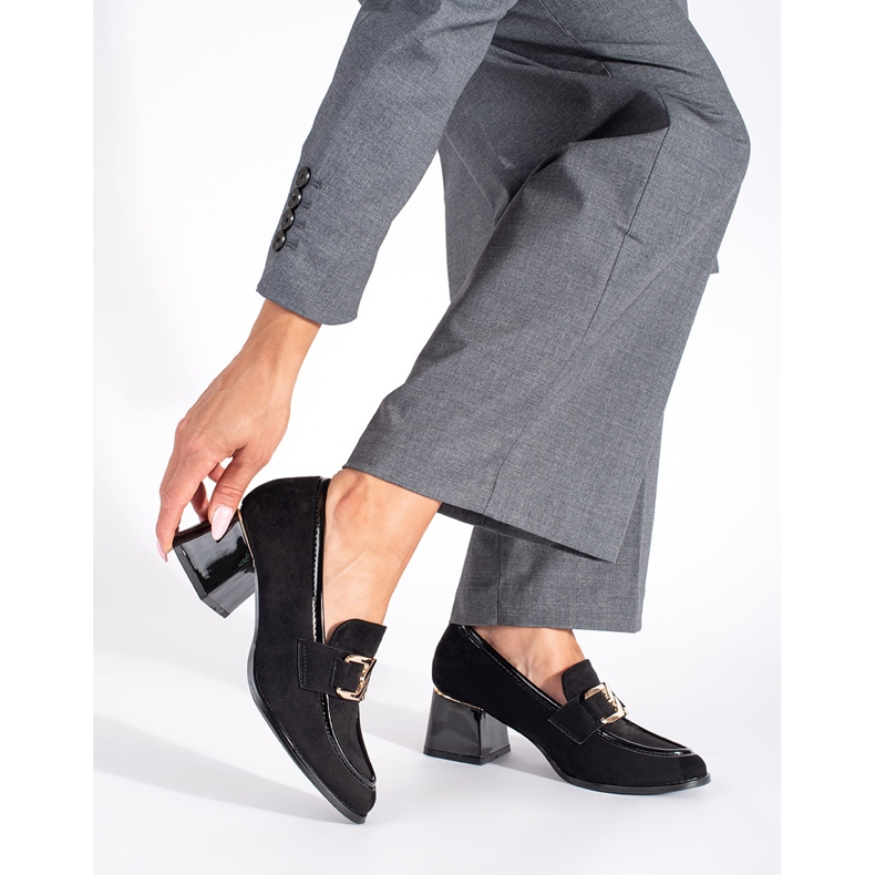 Sapatos femininos de camurça com salto grosso preto 1