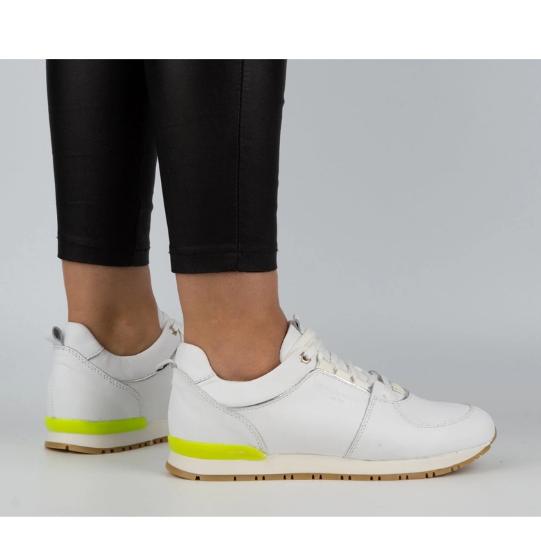 Nik Calçados esportivos femininos, trepadeiras de couro 05-0784-01, branco 1