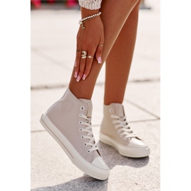 Tênis feminino isolado feito de couro ecológico rosa Big Star OO274933 2